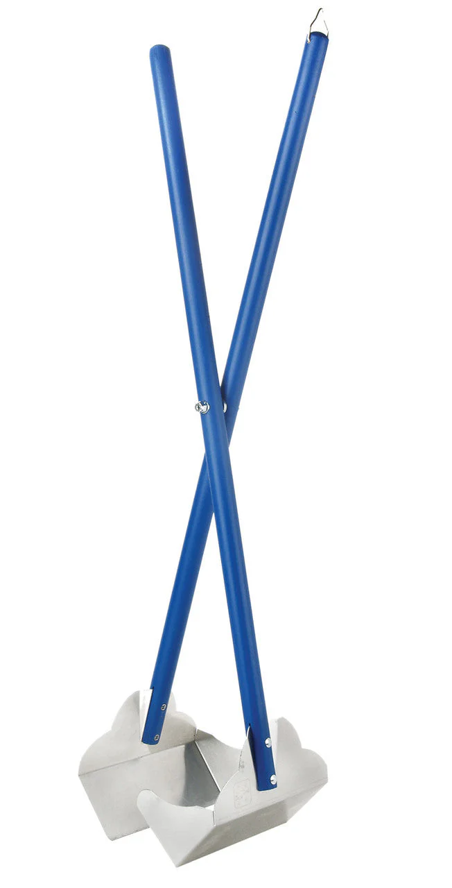 Four Paws Plain Sanitary Dog Pooper Scooper Spade Scooper 5.25" x 7" x 33.5"